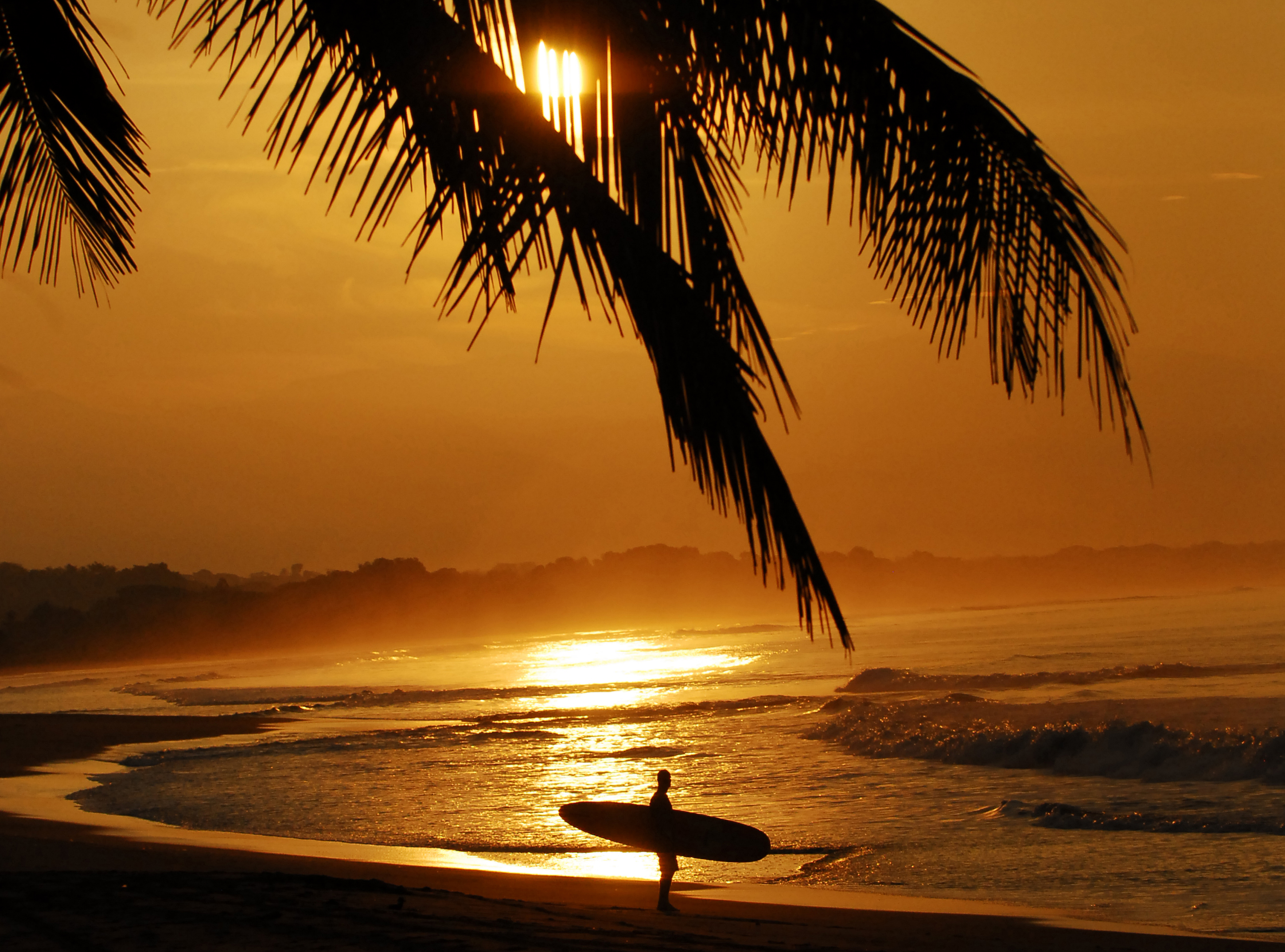 8 Reasons To Surf Costa Rica