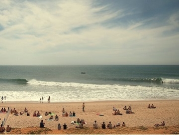 Surfing Sri Lanka 