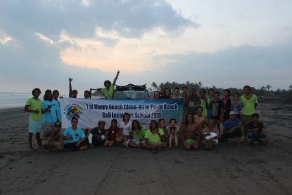   Beach clean Events with Bali L